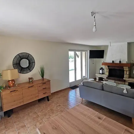 Holiday home Calme Entre Pins Et Ocean Onesse-et-Laharie